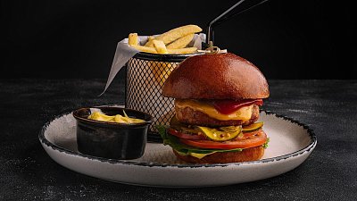Бургер детский (275/80/30 г) - Мястория