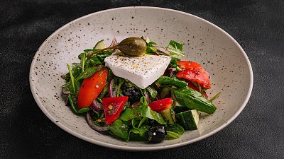 Салат з фетою та свіжими овочами (300 г) - М'ясторія