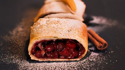 Штрудель Вишневий - М'ясторія