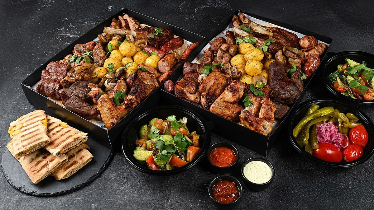 Гриль-бокс «Мега м`ясний» (15-17 осіб) - М'ясторія