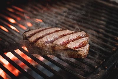 Стейк Стріплойн Dry-aged гриль - М'ясторія