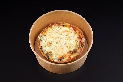Кіш з куркою, шпинатом та сиром - Мястория
