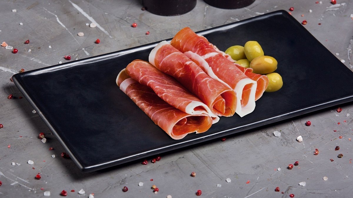 Хамон Серрано Резерва - Мястория