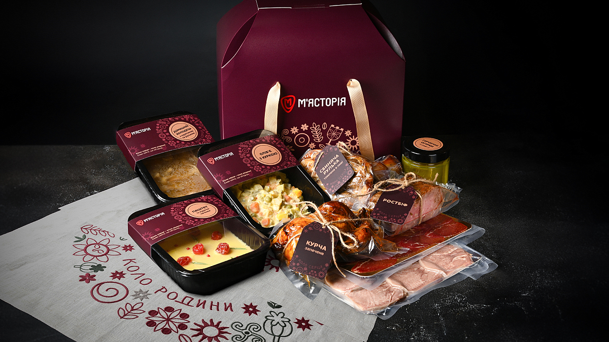 Бокс Святковий з Різдв`яним ранером - М'ясторія