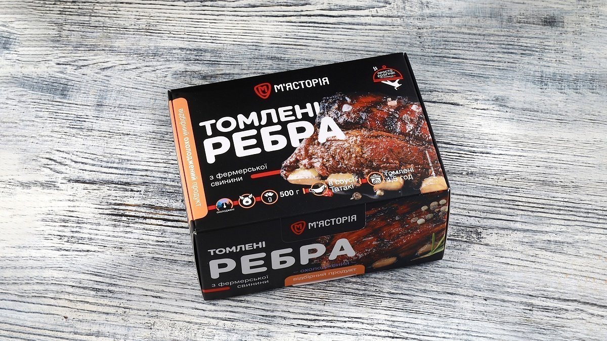 Томлёные рёбра из фермерской свинины с соусом Татаки - Мястория