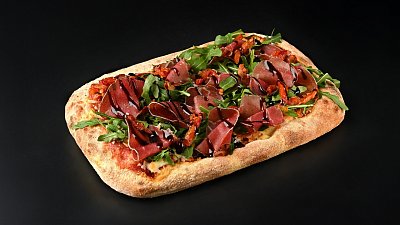 Пинца с говядиной кулателло и вялеными томатами (460 г) / пицца / pizza - Мястория