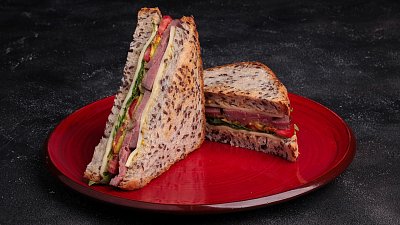 Сэндвич с ростбифом (280 г) - Мястория
