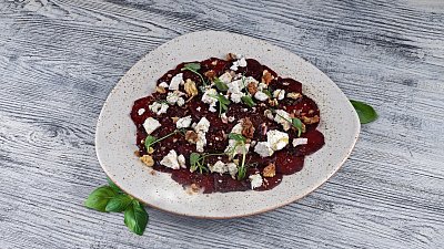 Карпачо из свеклы с фетой и орехами (200 г) - Мястория
