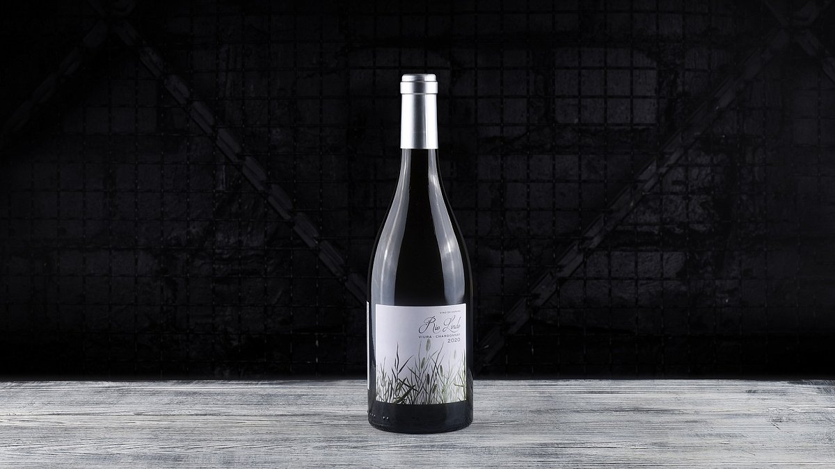 Вино Rio Lindo Viura-Chardonnay белое сухое 0,75 л - Мястория