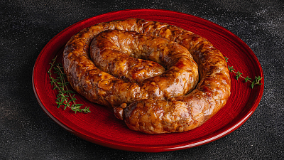 Домашняя колбаса из свинины запеченная  - Мястория